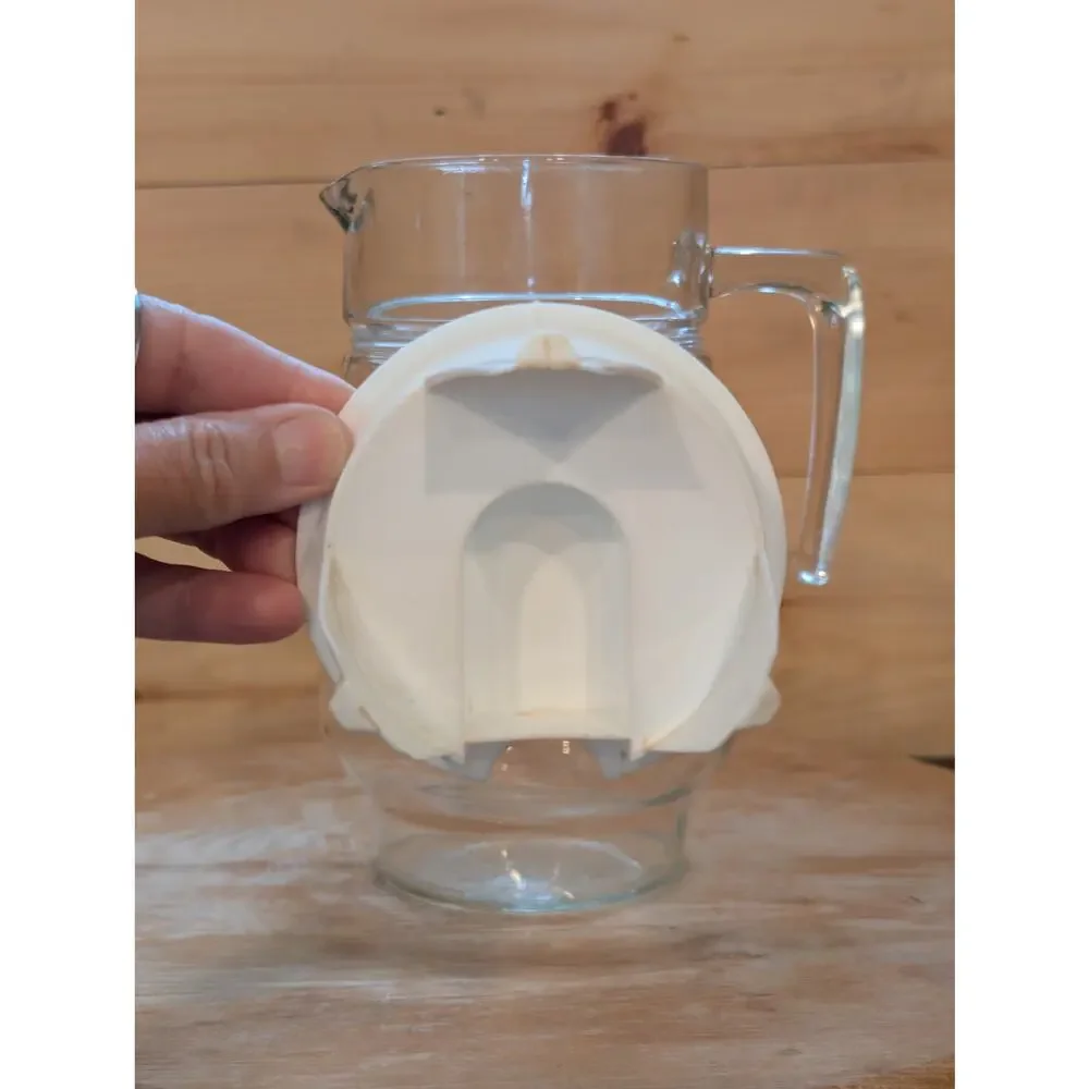 Vintage Glass Water Pitcher White Lid Insert 1.4L Carafe Made in France